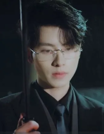 他蓄谋已久